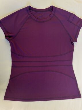 Lululemon Silverescent Purple Athletic Short Sleeve Shirt Small (No Size Tag)